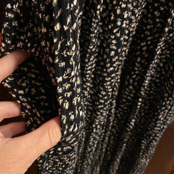 Carly Jean Los Angeles romper - Picture 5 of 7